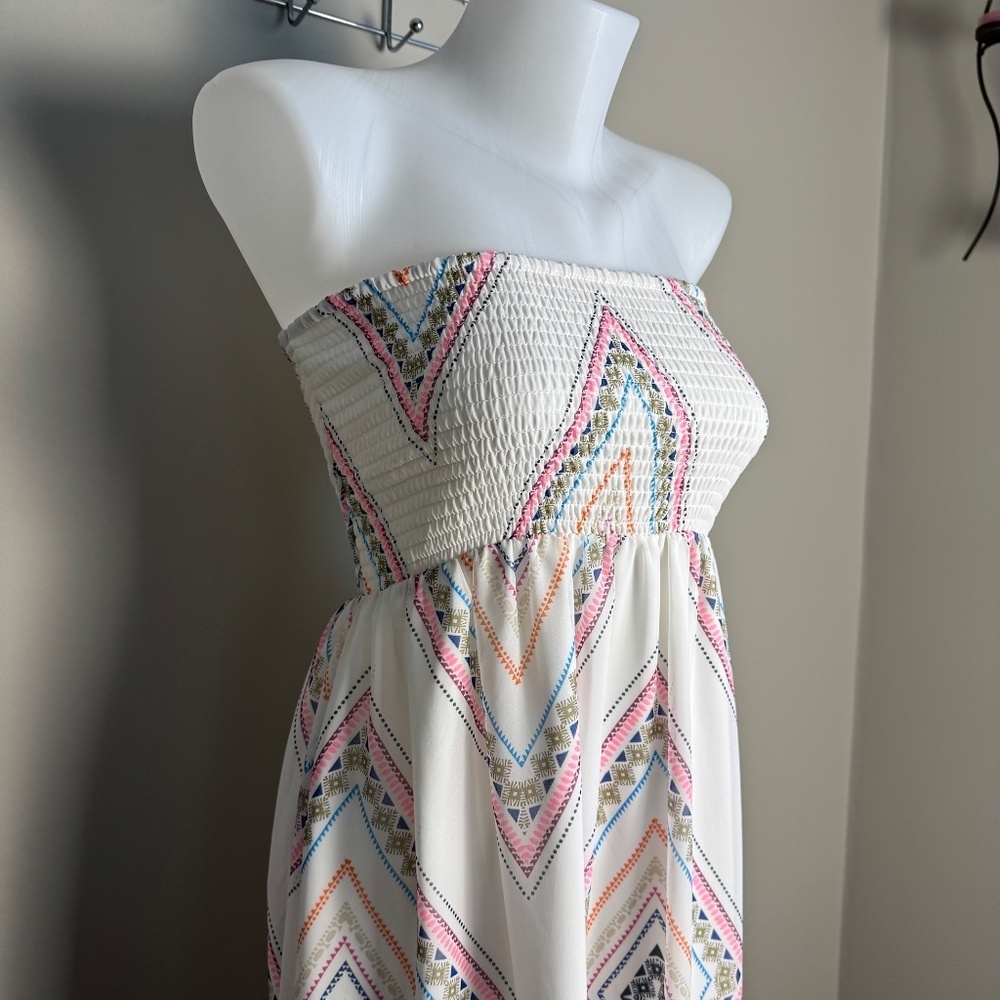 Old Navy Women's Strapless Chiffon Lightweight Boho Maxi Dress Size Small‎ Aztec - Picture 4 of 15